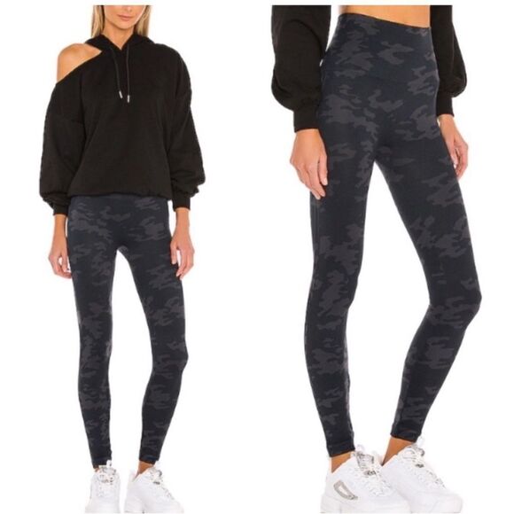 Spanx look at me now seamless high rise black camo leggings medium - Picture 1 of 4